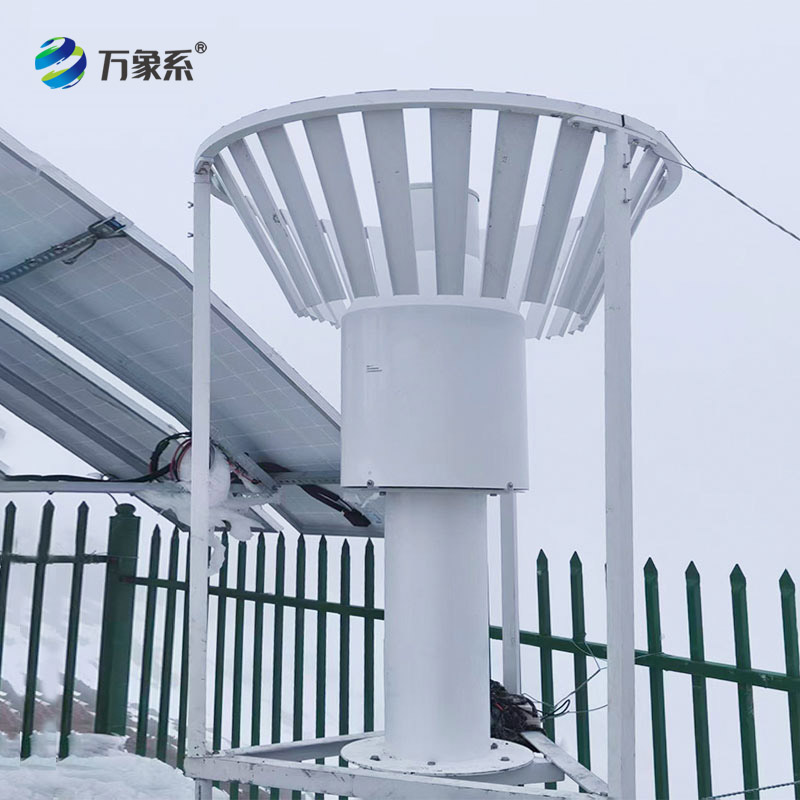 西藏海拔4300米高位安装称重式雨雪量监测站